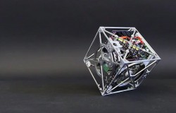 Robot Cube niewiarygodny koncept inżynieryjski