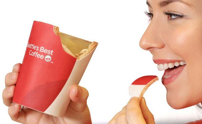 W KFC po wypiciu kawy będzie można zjeść kubek.