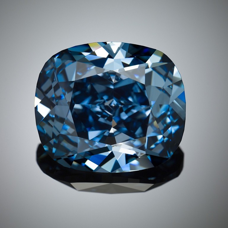 Najdroższy diament sprzedany na aukcji 