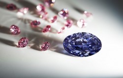 Rzadki fioletowy diament znaleziono w Australii