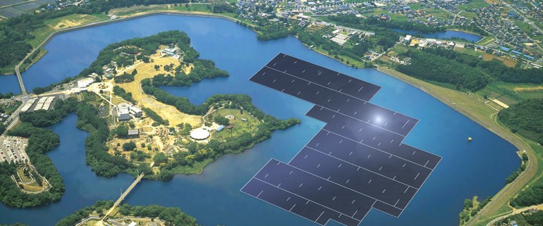 W Japonii budują największa pływającą farmę paneli słonecznych na świecie.
